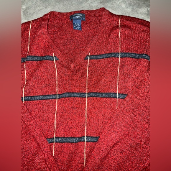 Men’s Dockers XL Red V-Neck Sweater with Gold & Black Stripes – Classic &‎ Cozy - Picture 4 of 11